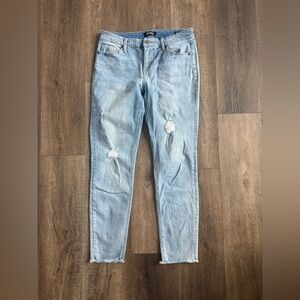 Buffalo Davis Bitton Jeans.  Women’s size 6/28. Rip and repair, mid rise skinny.